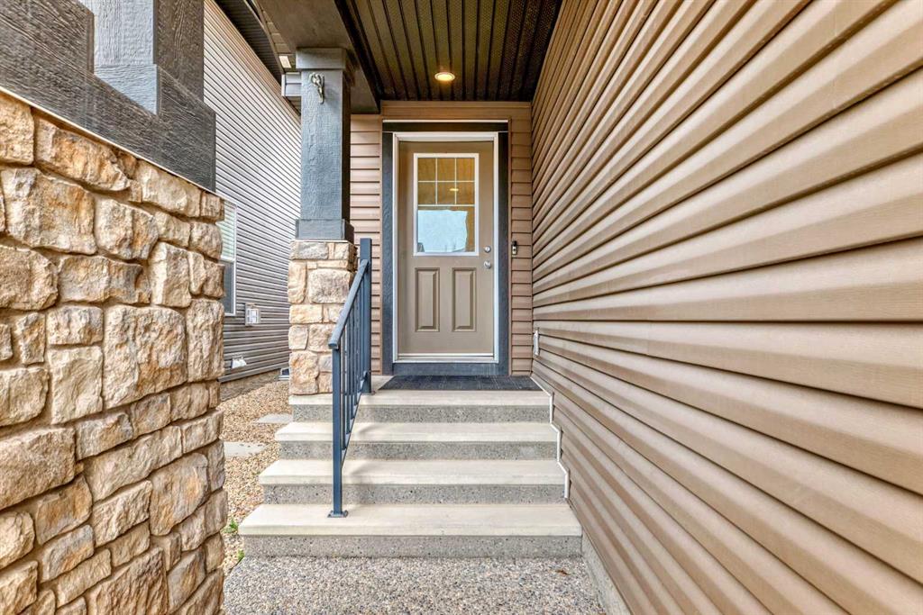 Picture for 156 Cougar Ridge Manor SW
