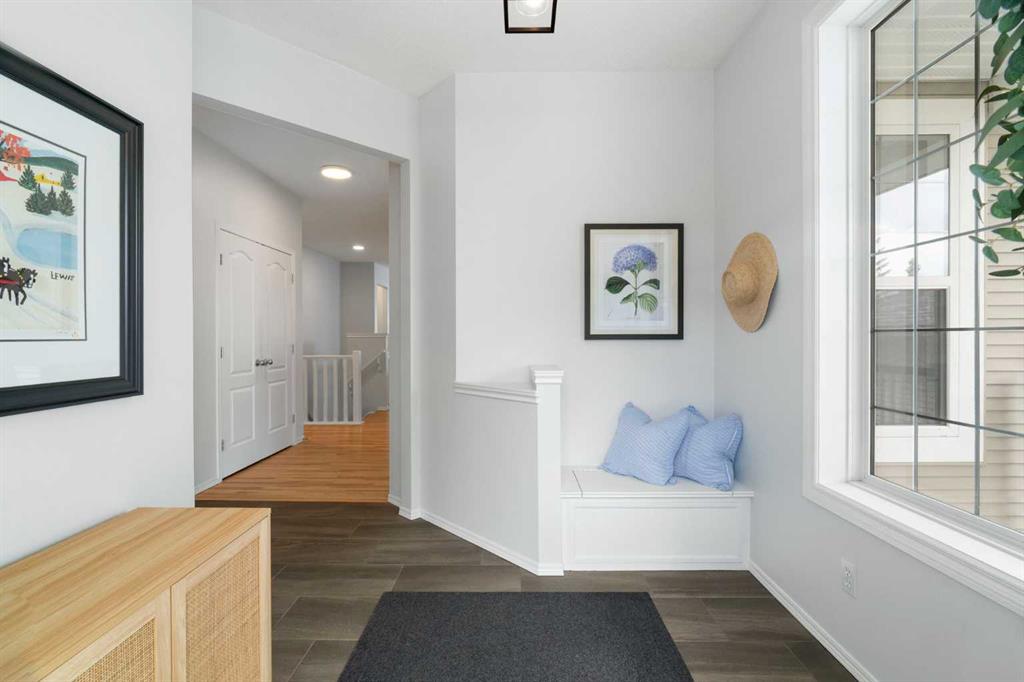 Picture for 60 Cougar Ridge View 