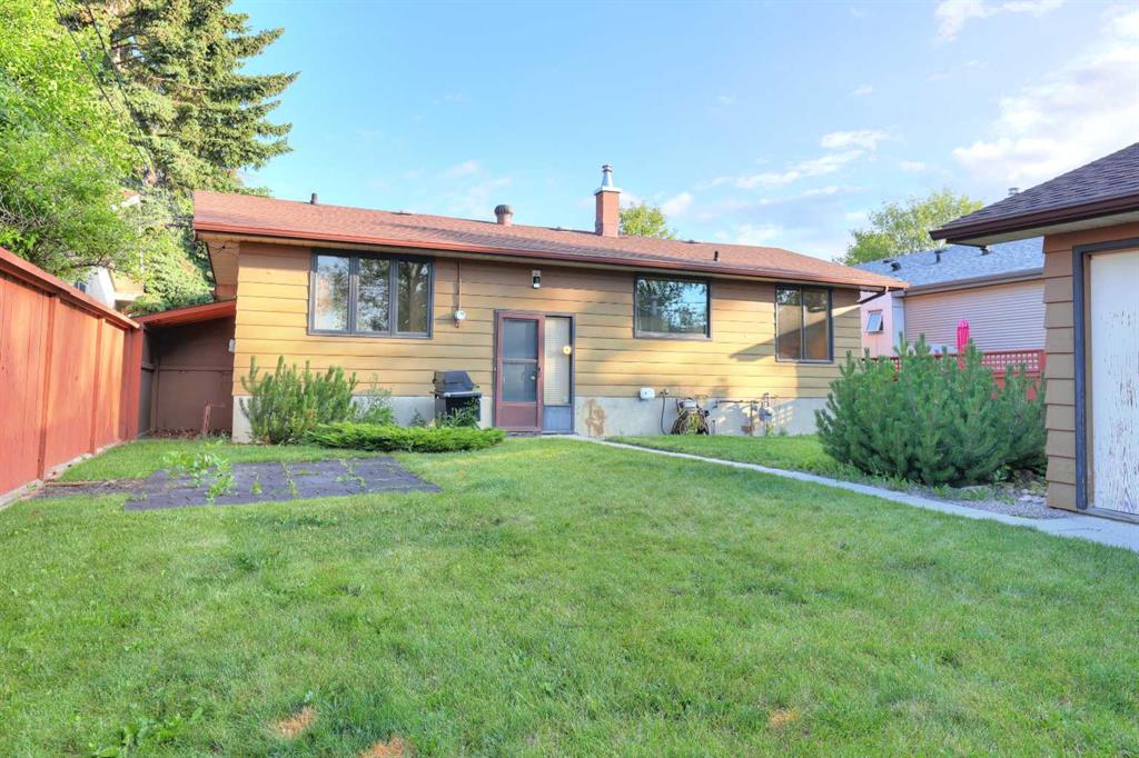 Picture for 31 Rosery Drive NW