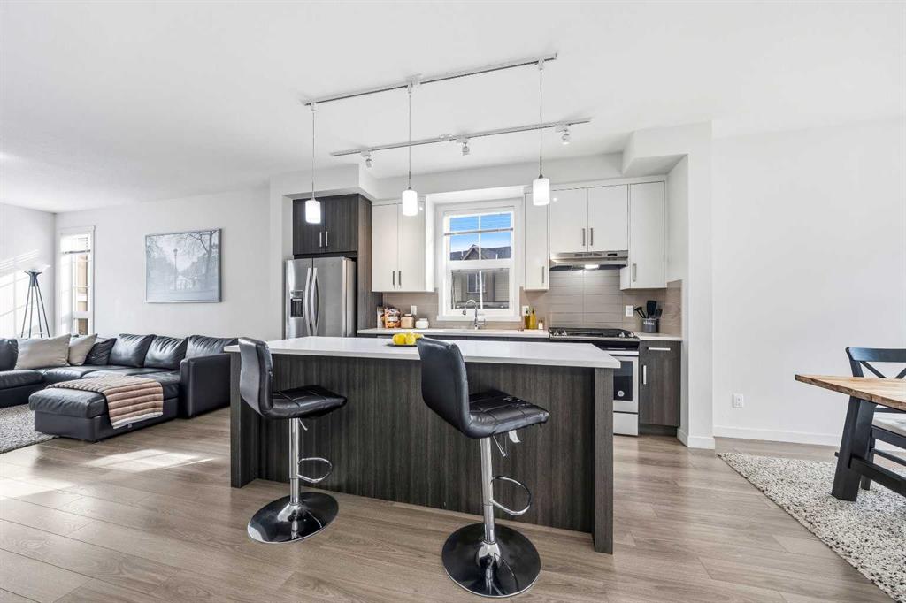 Picture for 104 Sherwood Lane NW