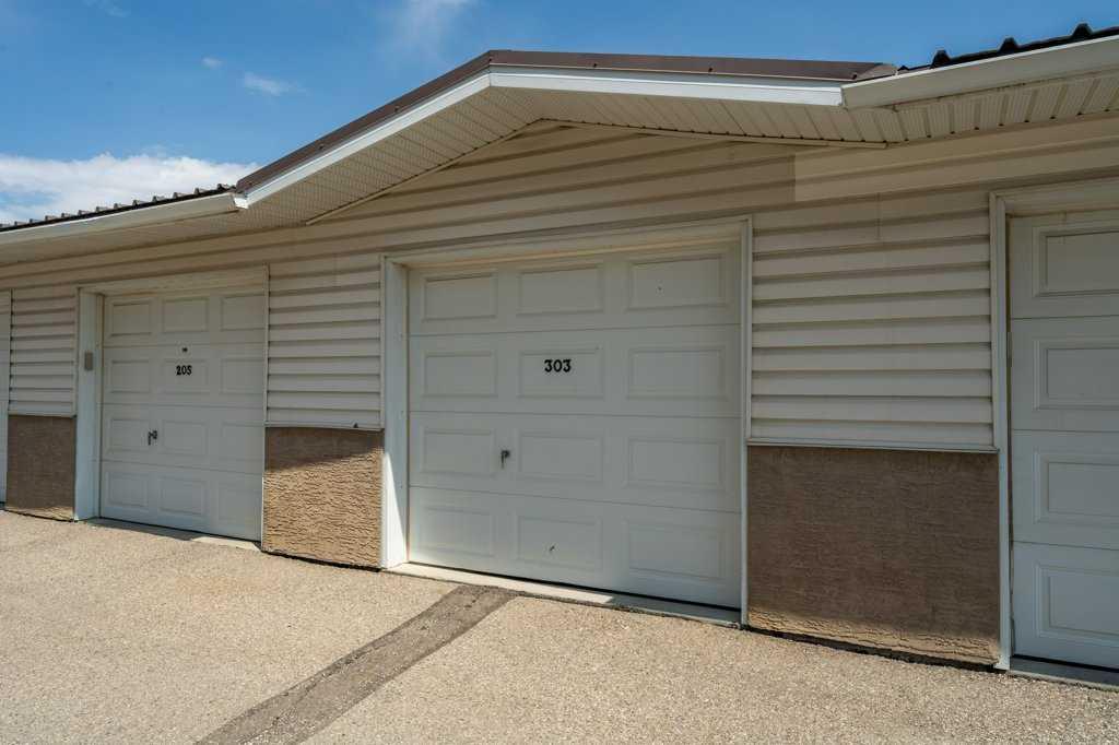 Picture for 303, 300 Edwards Way NW