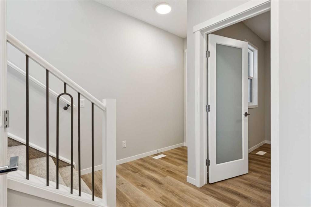 Picture for 374 Hotchkiss Manor SE