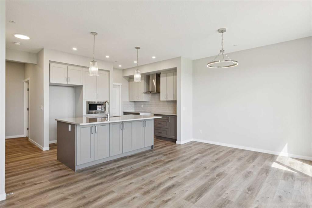 Picture for 374 Hotchkiss Manor SE