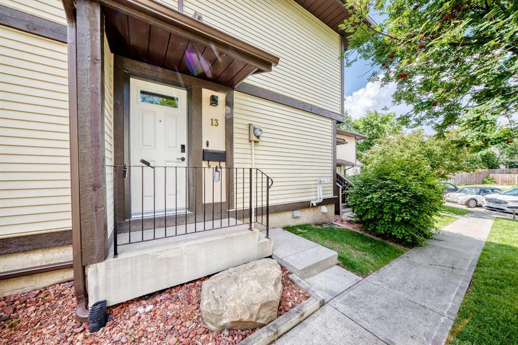 Picture for 13, 115 Bergen Road NW