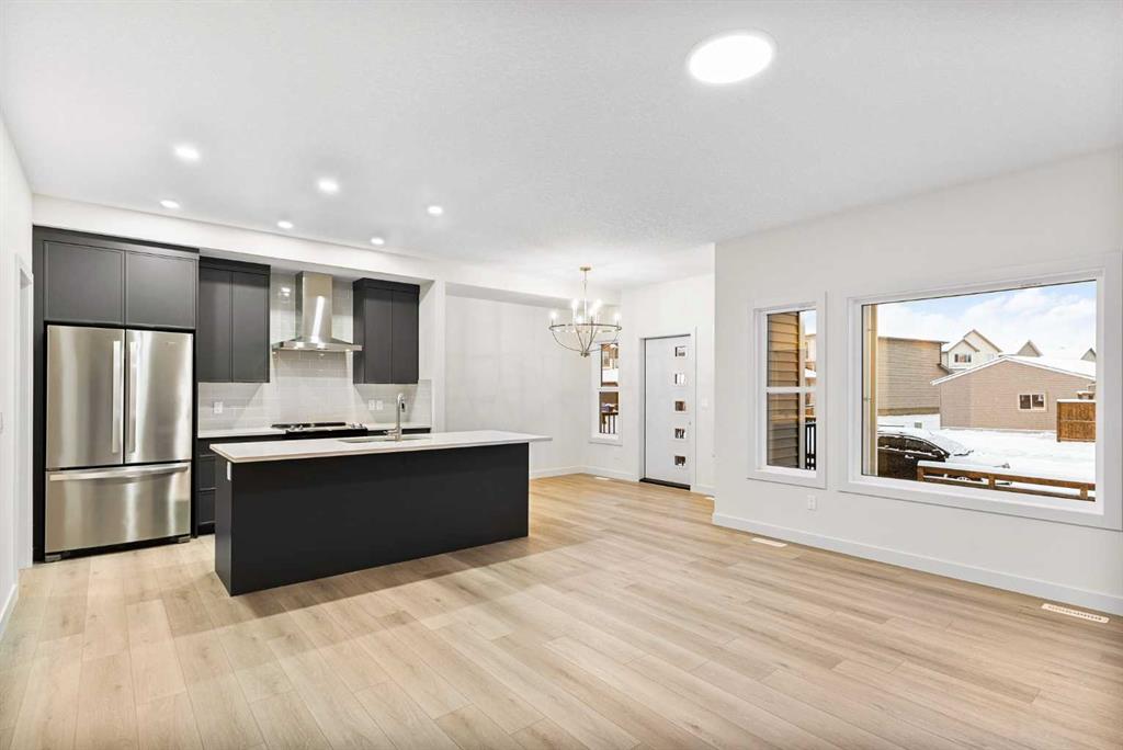Picture for 43 Belvedere Point SE