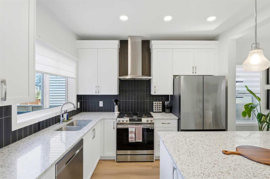 Picture for 591 Lawthorn Way SE