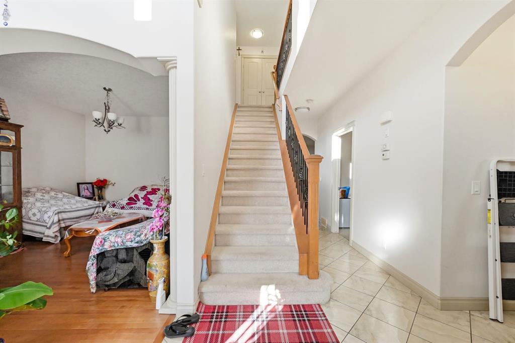 Picture for 104 Taralake Common NE