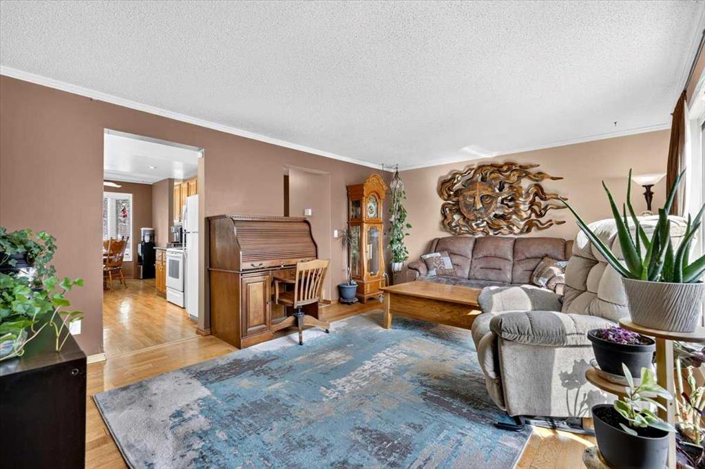 Picture for 41 Templeson Crescent NE