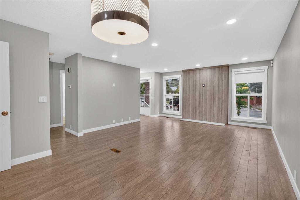 Picture for 6415 Rundlehorn Drive NE