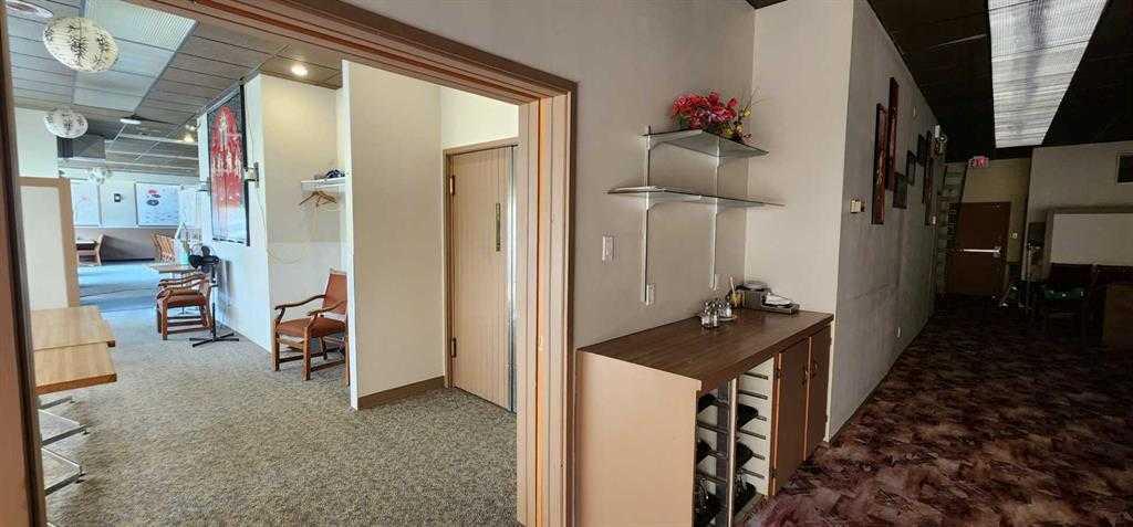 Picture for 425 13 Street N