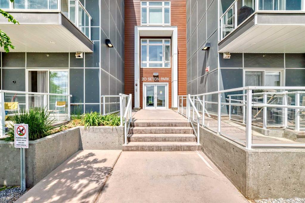 Picture for 212, 20 Seton Park SE