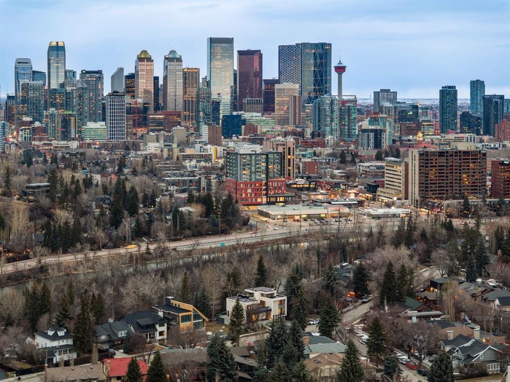 Picture for 710 Rideau Road SW