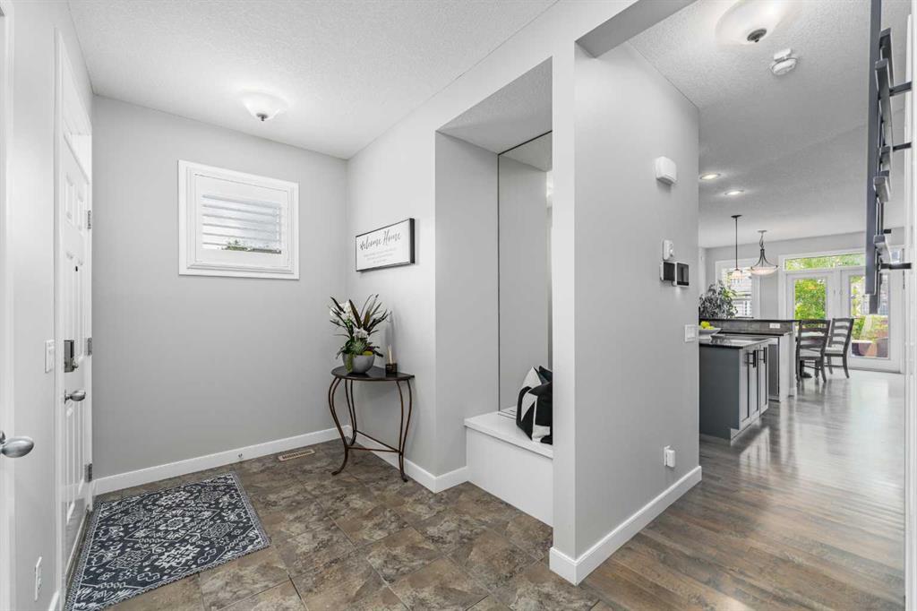 Picture for 141 Copperpond Bay SE