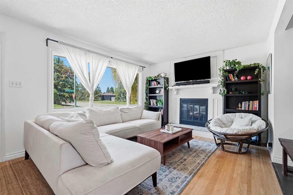 Picture for 96 Waterloo Drive SW