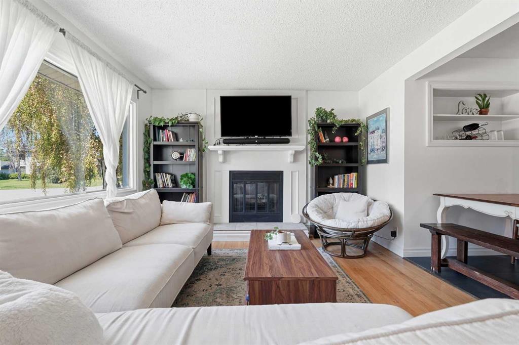 Picture for 96 Waterloo Drive SW