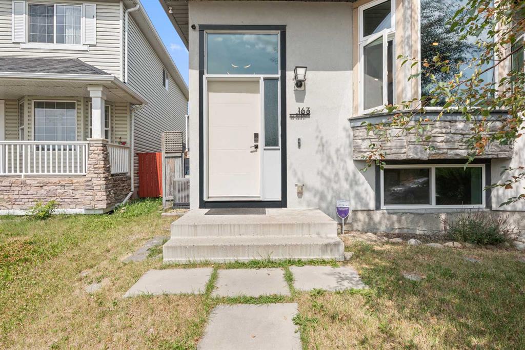Picture for 163 Taravista Street NE