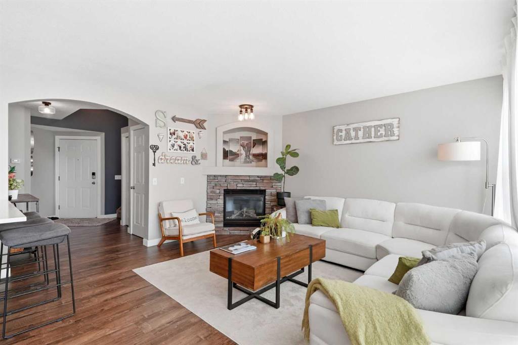 Picture for 138 Somerglen Common SW