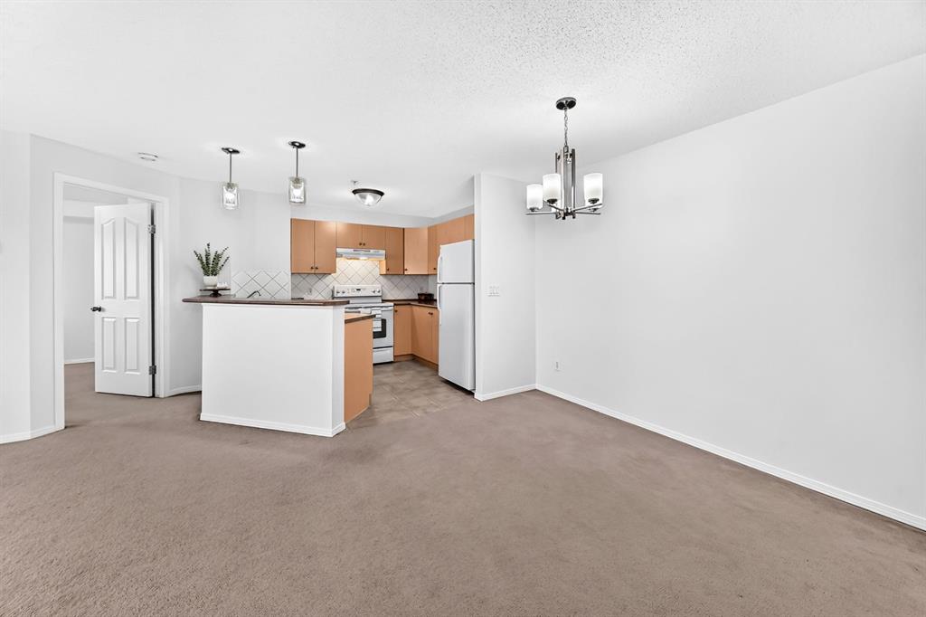Picture for 1316, 505 Railway Street W