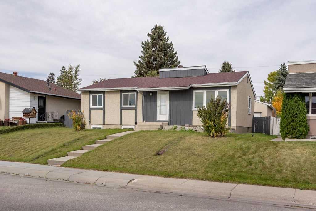 Picture for 4628 Marcombe Road NE