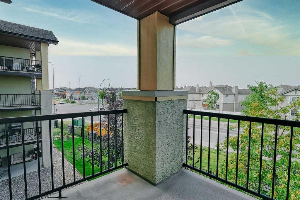 Picture for 1307, 8810 Royal Birch Boulevard NW