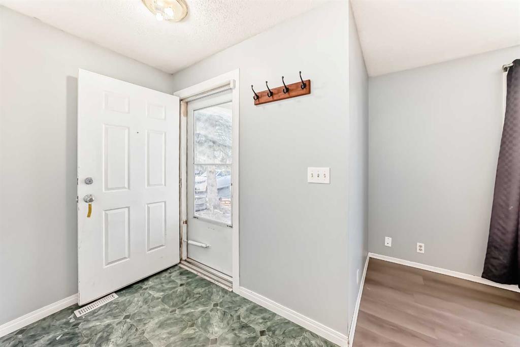 Picture for 63 Falshire Place NE