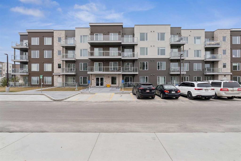 Picture for 103, 655 Shawnee Square SW