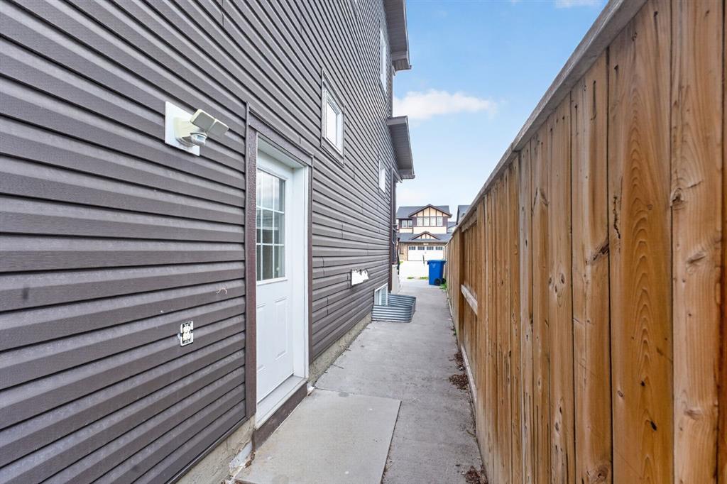 Picture for 93 Skyview Shores Terrace NE