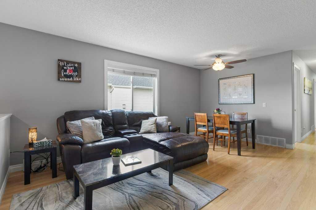 Picture for 202 Willowbrook Close NW