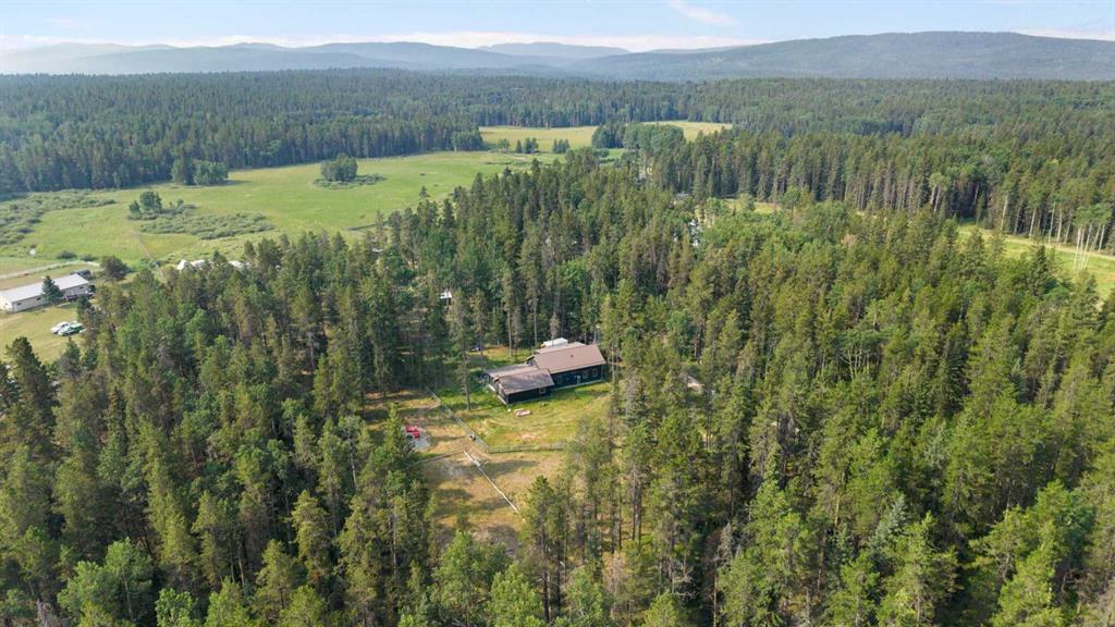 Picture for 53161 Grand Valley Road 
