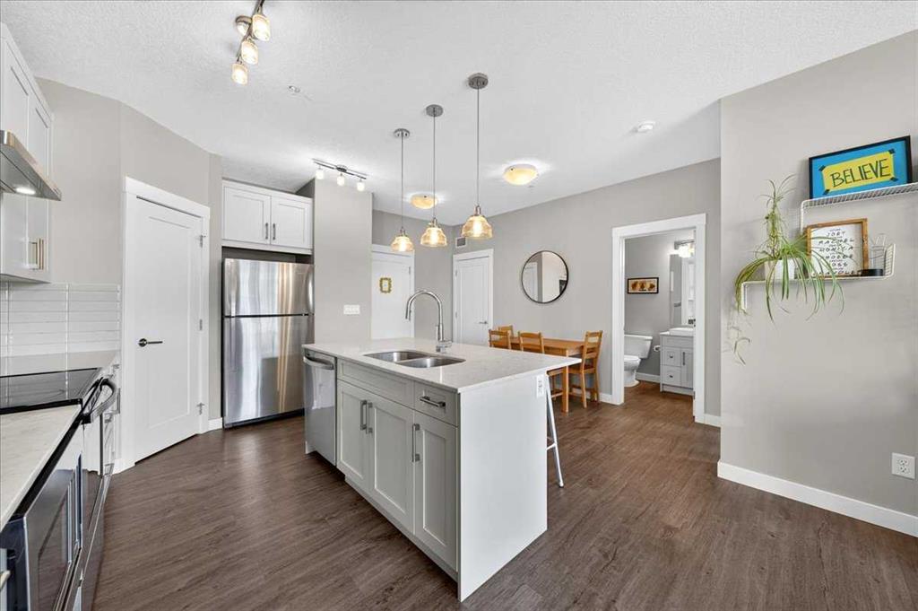 Picture for 310, 10 Walgrove Walk SE