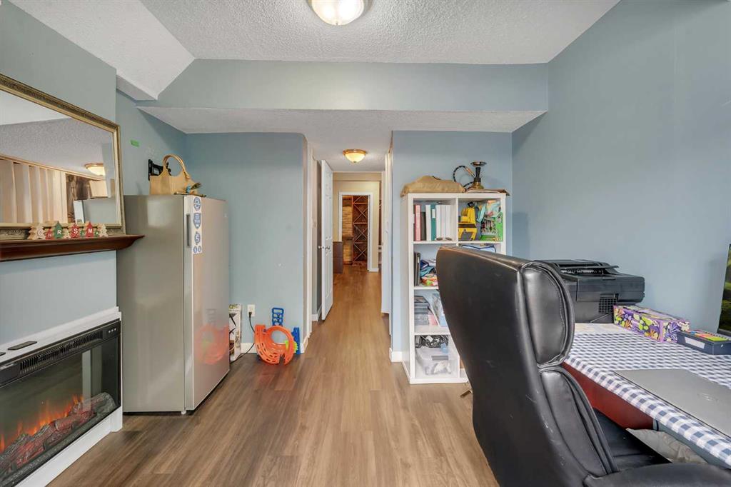 Picture for 13, 200 Hidden Hills Terrace NW