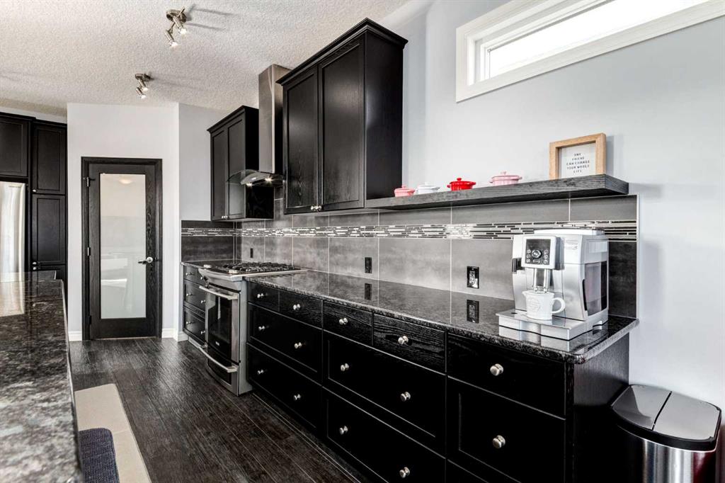 Picture for 14 Marquis Heights SE