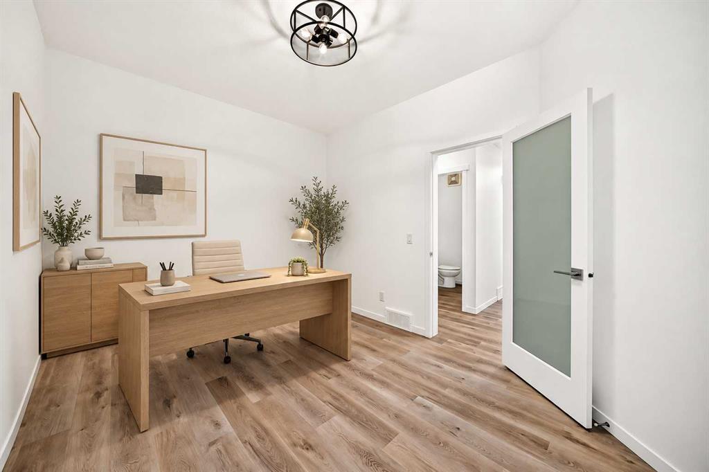 Picture for 551 Mercado Avenue SE