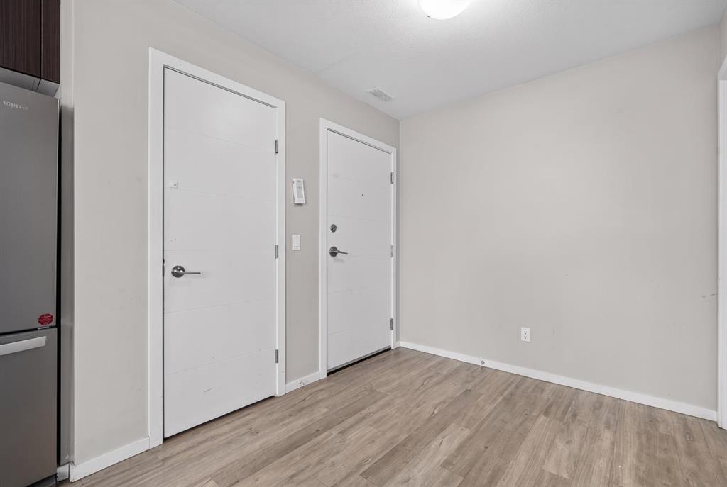 Picture for 202, 135 Redstone Walk NE