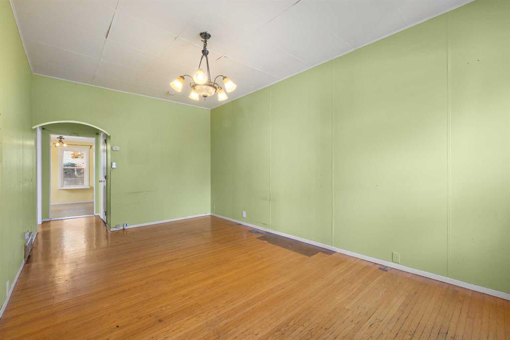 Picture for 2520 16B Street SW