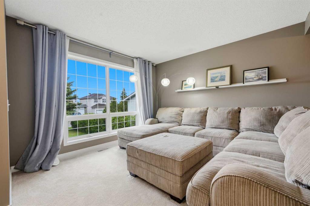 Picture for 44 Gleneagles View 