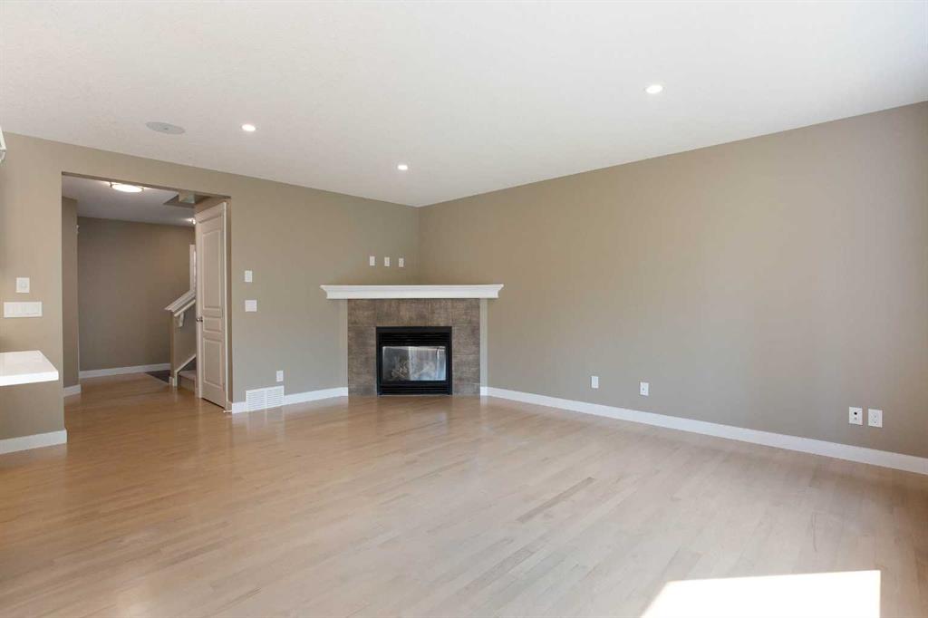 Picture for 714 Auburn Bay Heights SE