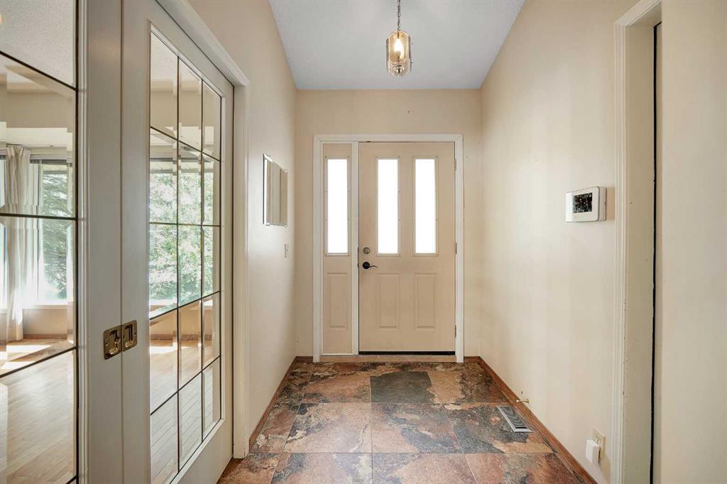 Picture for 23 Edelweiss Drive NW
