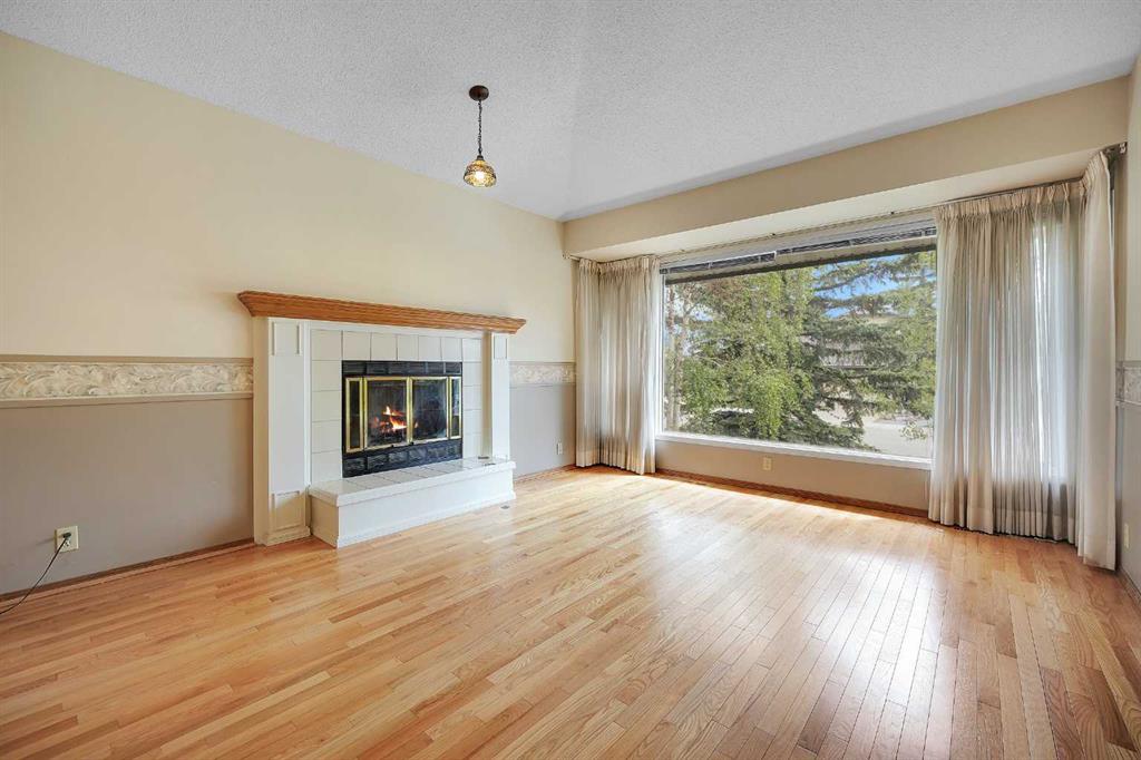 Picture for 23 Edelweiss Drive NW