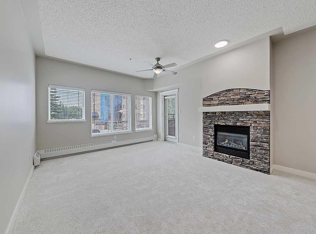 Picture for 241, 20 Discovery Ridge Close SW