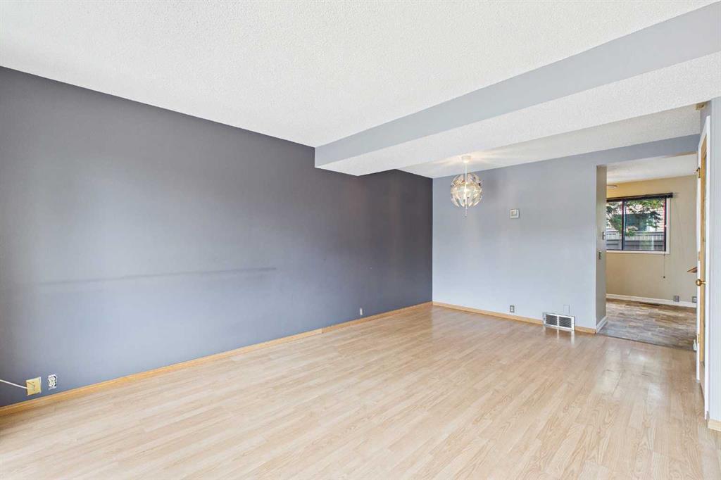 Picture for 3, 2300 Oakmoor Drive SW