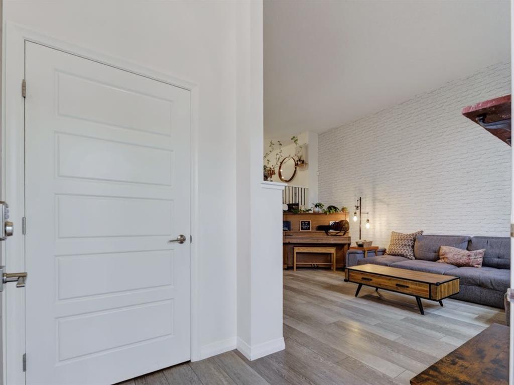 Picture for 86 Magnolia Square SE