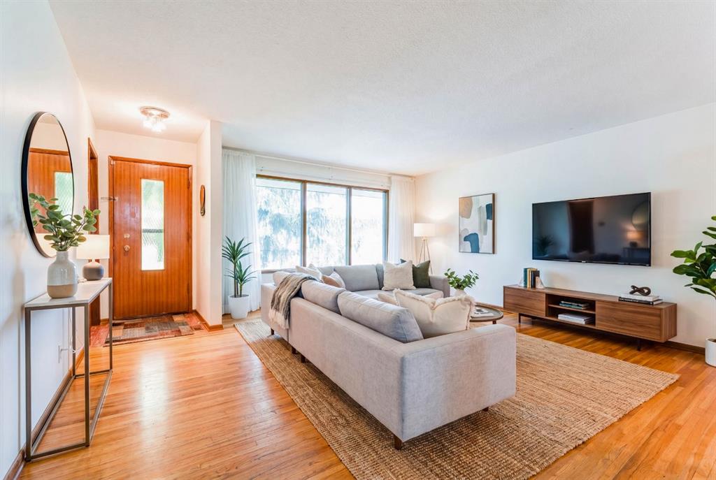 Picture for 7511 Huntridge Crescent NE