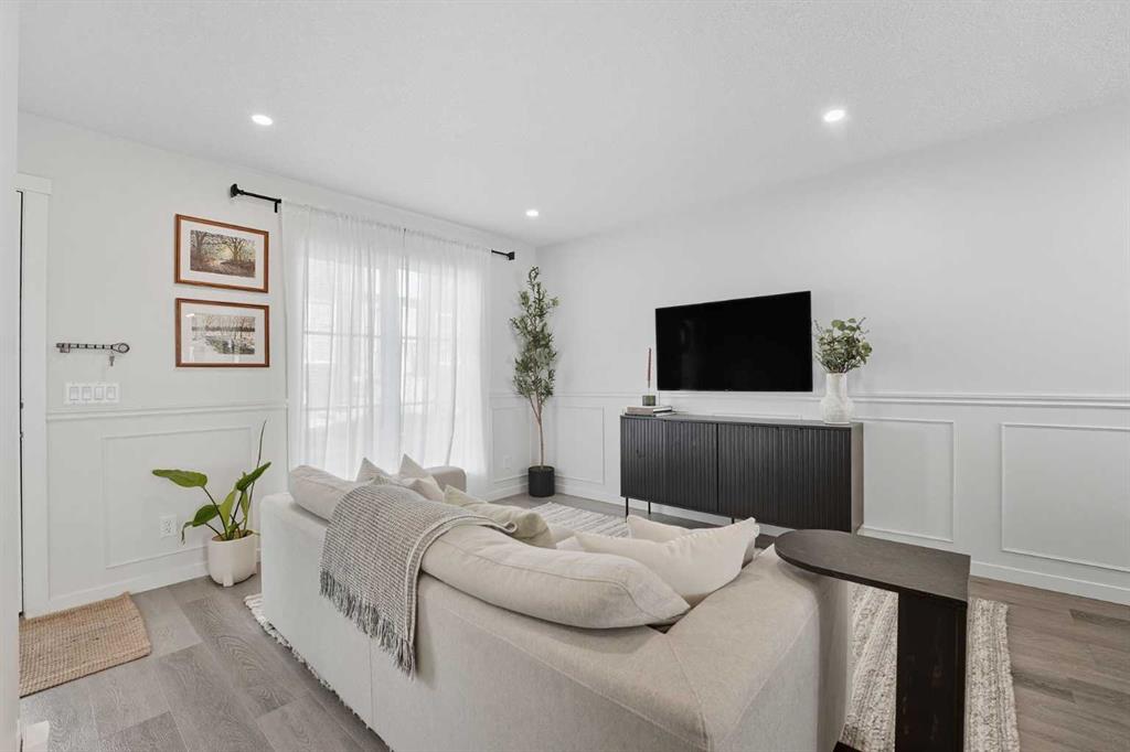 Picture for 102, 474 Seton Circle SE