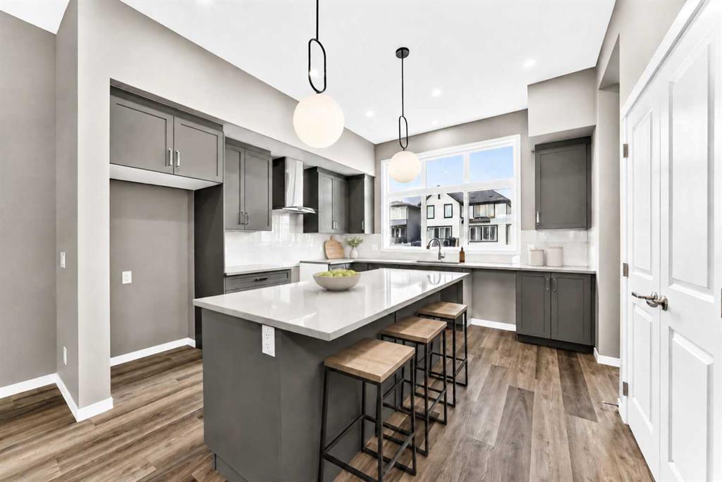 Picture for 1344 Mahogany Boulevard SE