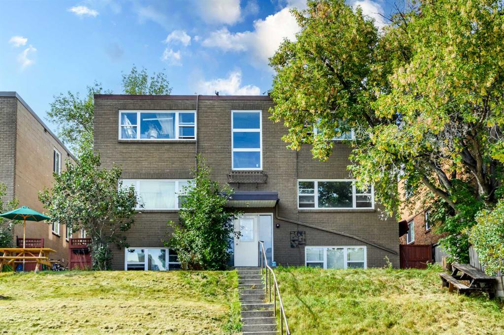 Picture for 1, 2311 17A Street SW