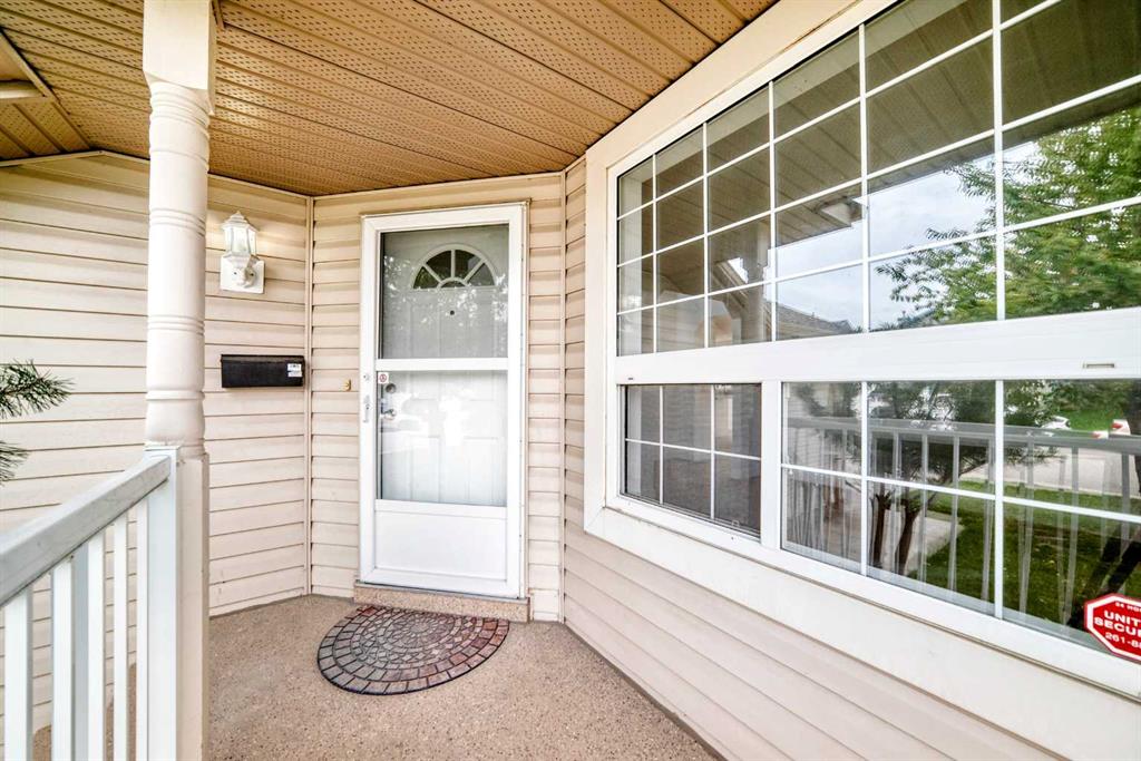 Picture for 70 Country Hills View NW