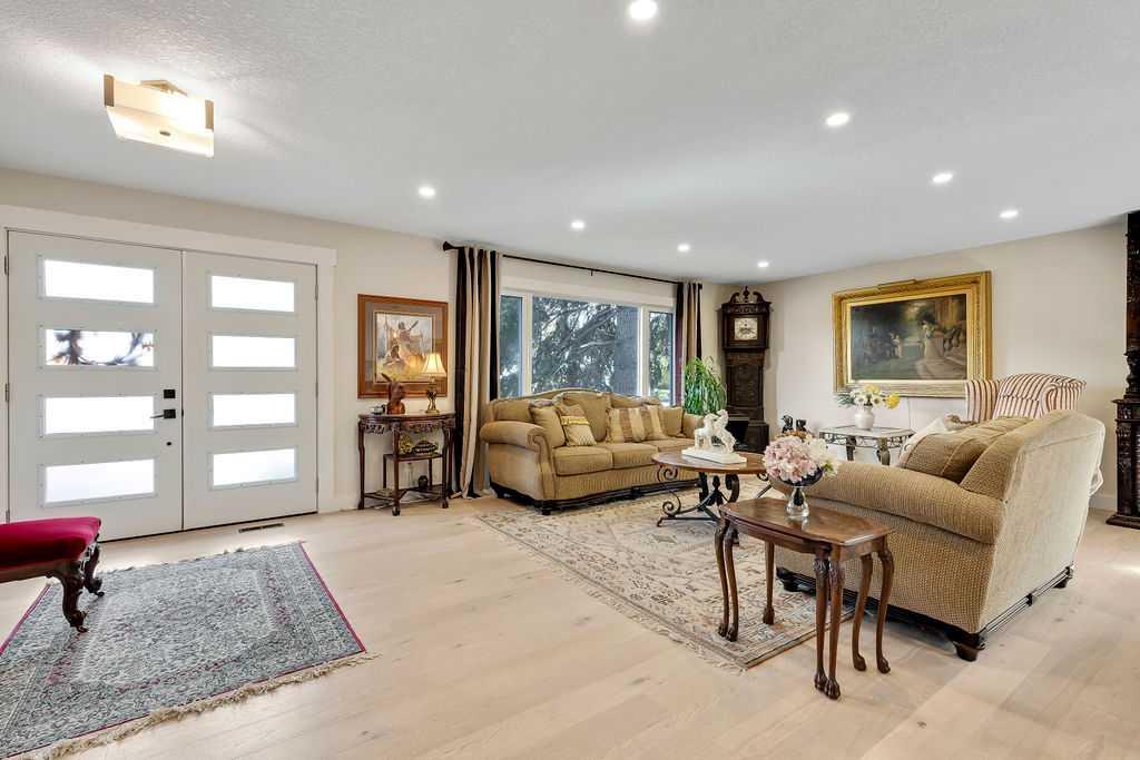 Picture for 10411 Maplecreek Drive SE