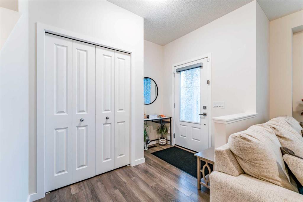 Picture for 589 Masters Road SE