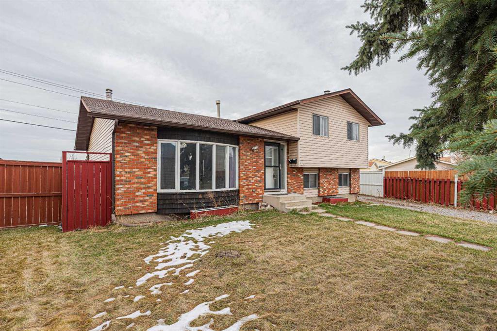 Picture for 64 Castledale Crescent NE